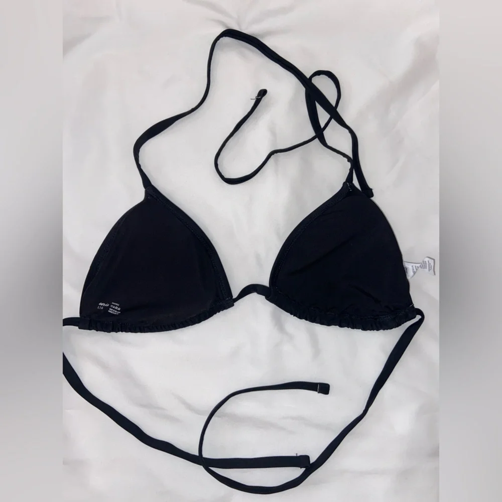 Aerie Triangle String Bikini Top 🖤 - Picture 3 of 5